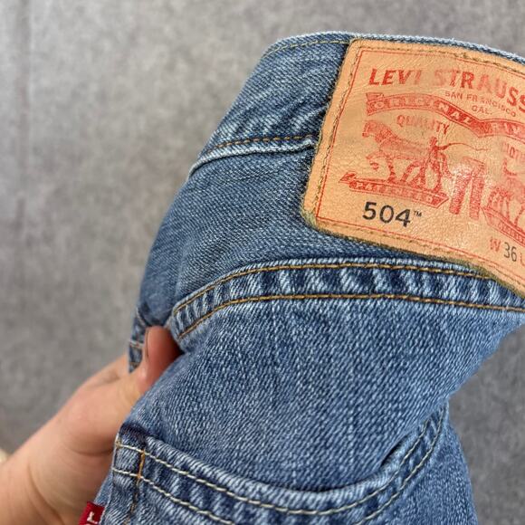 Levis 504 Straight Jeans Mens Size 35x28 Blue Denim Faded Streetwear Red Tab - Picture 2 of 9